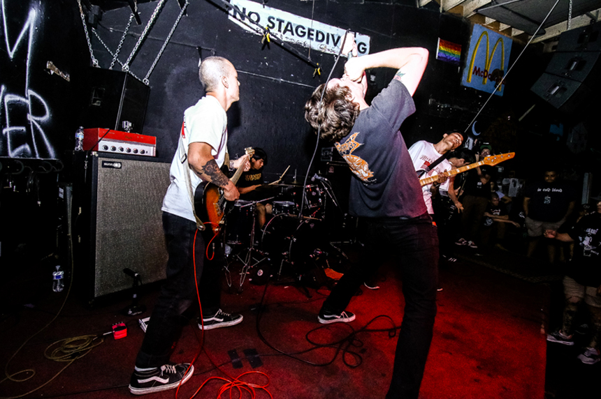 spinebreaker live [photo by Joe Calixto]