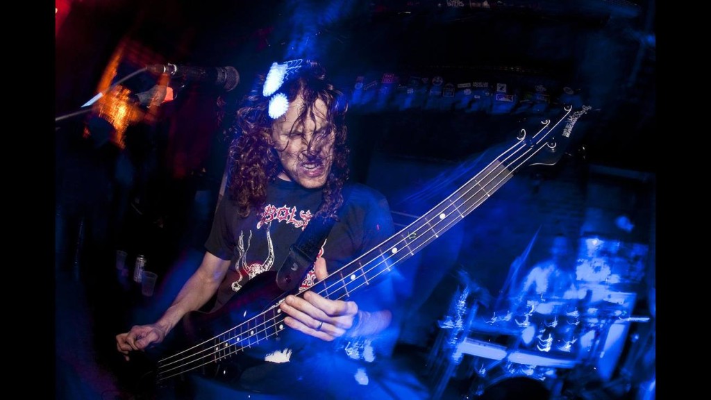 Die Choking live 2015 Baltimore-2 [photo by Brendan Fieldhouse]